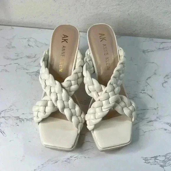 Anne Klein Shoes Nib Anne Klein Akaiden Sandal
Womens Size 9.5M - Picture 9 of 14